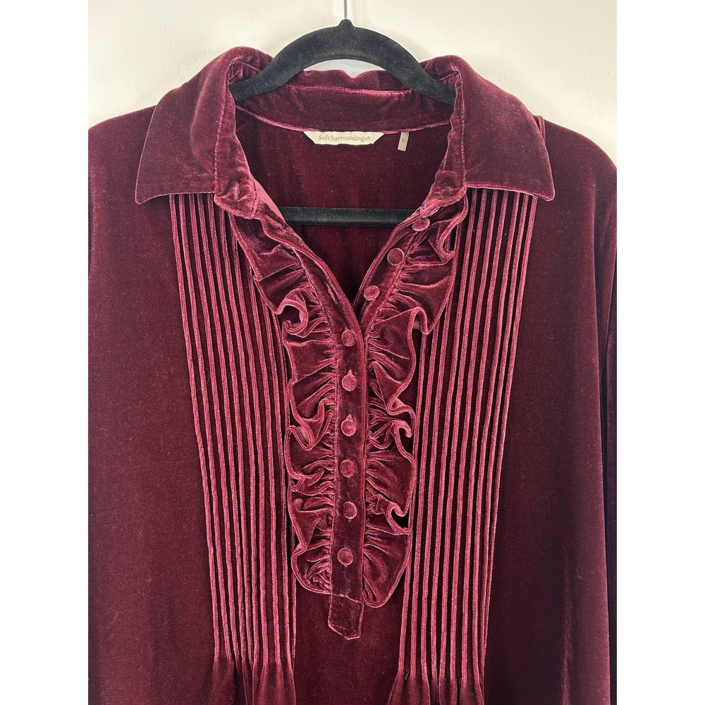 Burgundy Velvet Soft Surroundings Size L Tunic Top Ruffle Front 3/4 Sleeve Boho - Picture 3 of 10